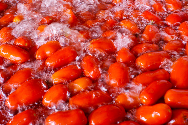 Tomatoes in water